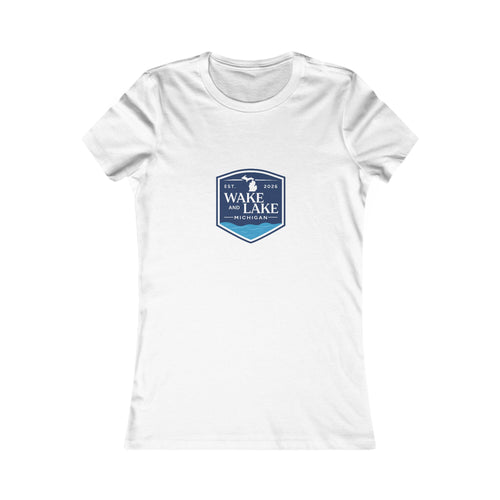 Wake and Lake Michigan Shield Women's Tee worn on a lakeside dock
Fitted women's Michigan lake life shirt with crest graphic
Women's Great Lakes boating tee with Michigan shield logo
Soft fitted women's cotton tee with Wake and Lake Michigan branding
