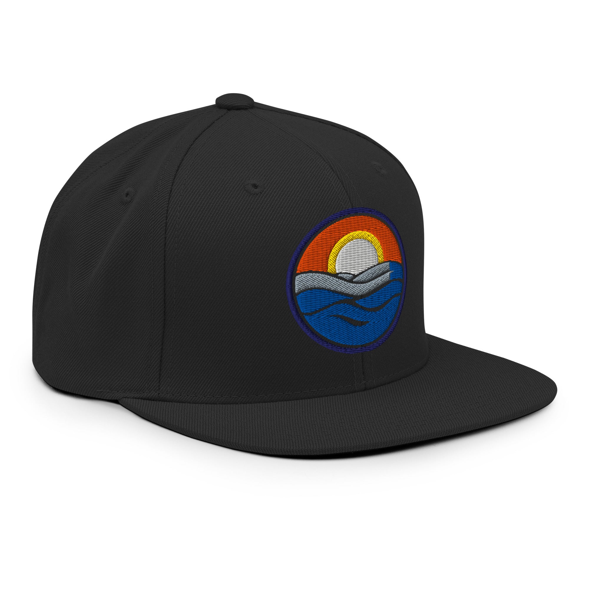 Wake and Lake Circle Crest Snapback Hat worn backwards on a lake boat
Structured snapback lake life hat with circle crest embroidery
Boating snapback cap with Wake and Lake branding
Adjustable circle crest hat for summer lake days
