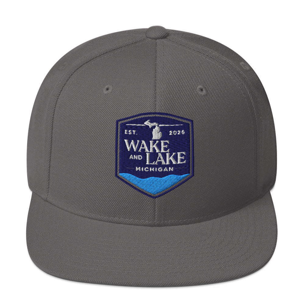 Classic snapback dark grey, front view
